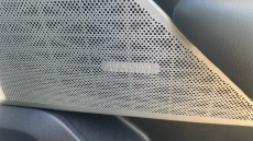 Land Rover Range Rover Velar 3.0 D300 MHEV R-Dynamic SE 5dr Auto Diesel Estate